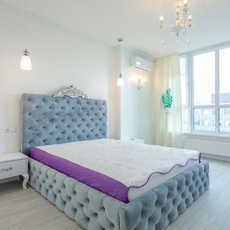 Kyiv White Apartment Victory Dış mekan fotoğraf