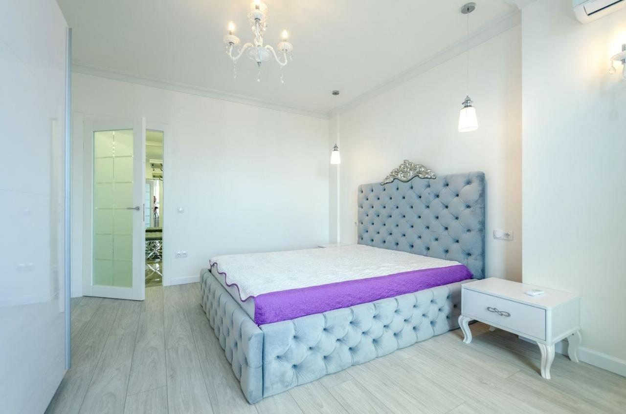 Kyiv White Apartment Victory Dış mekan fotoğraf